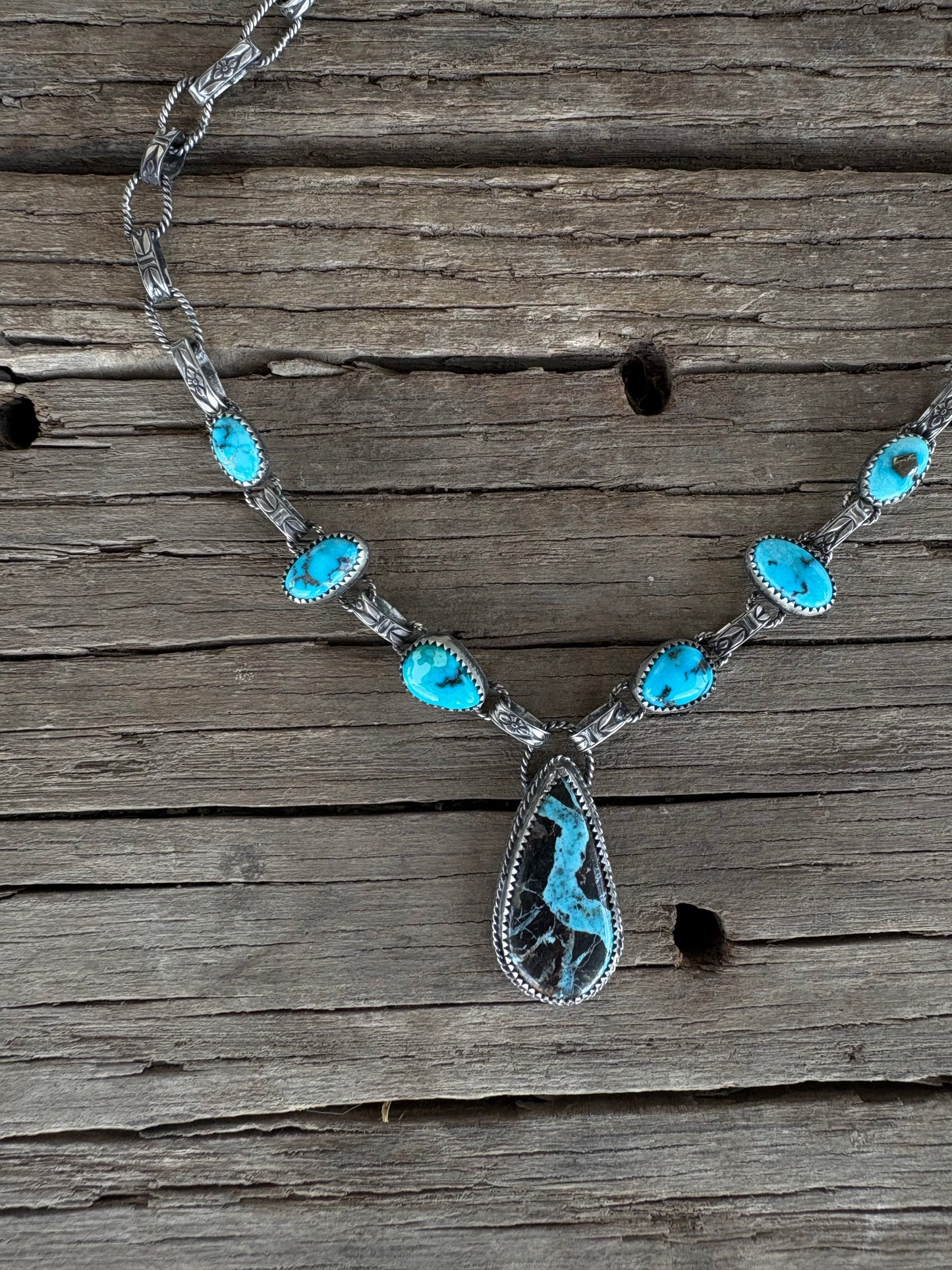 “Miss Nevada” choker