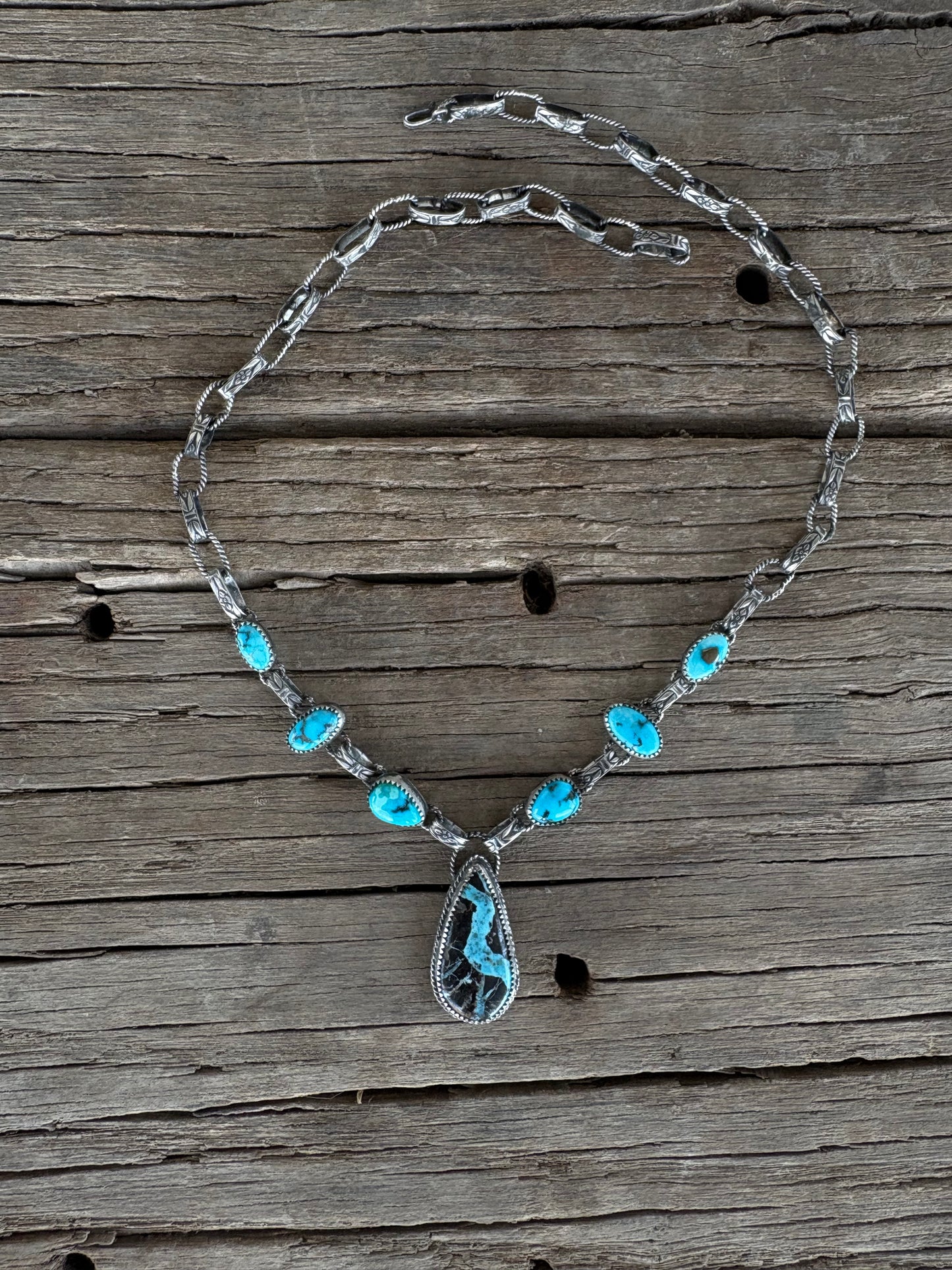 “Miss Nevada” choker