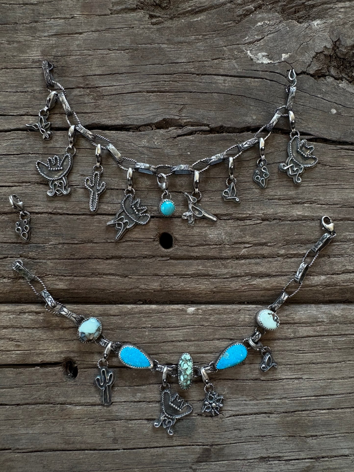 The Sierra Bella Turquosie Charm